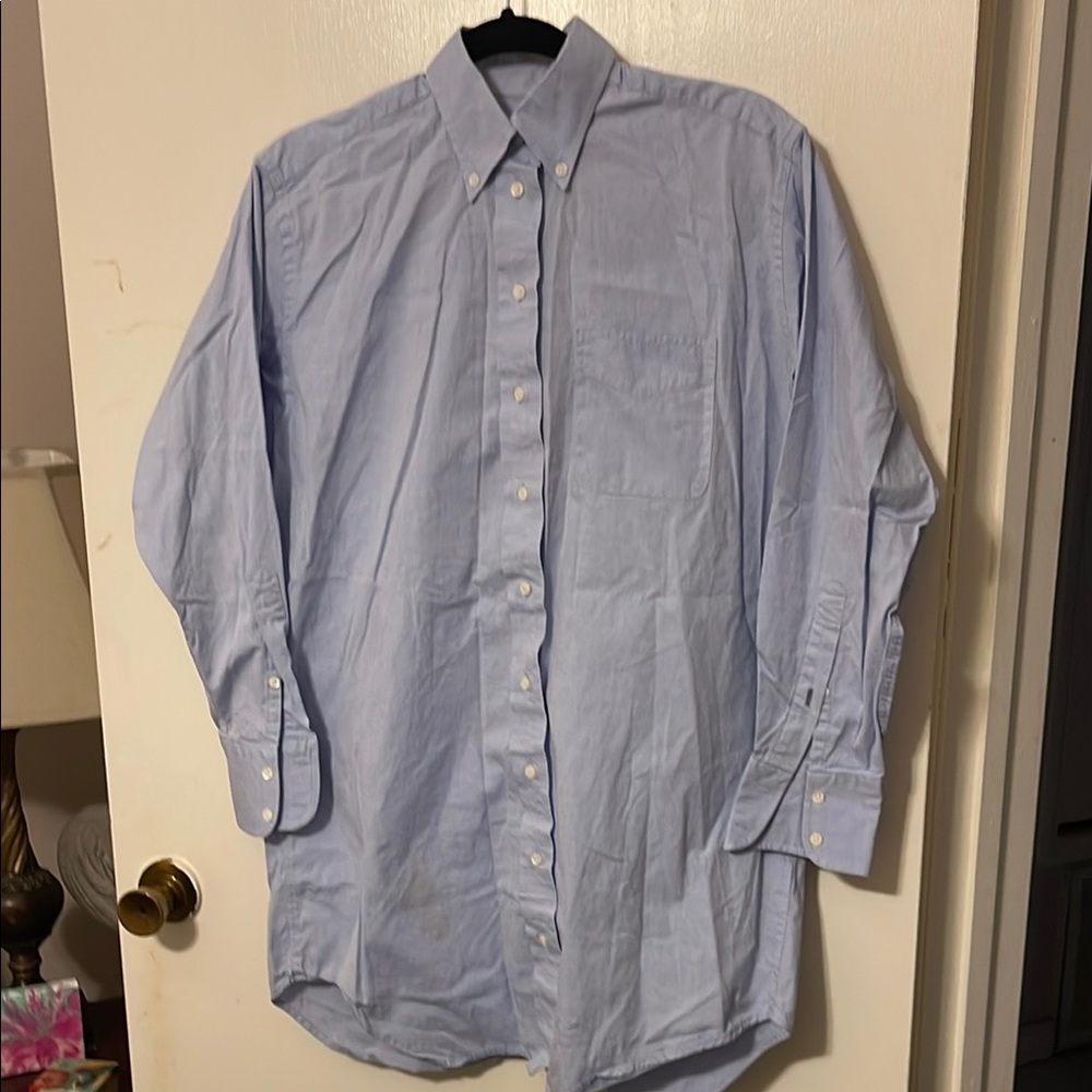 Blue Dress Shirt with Crisp Cotton Fabric
